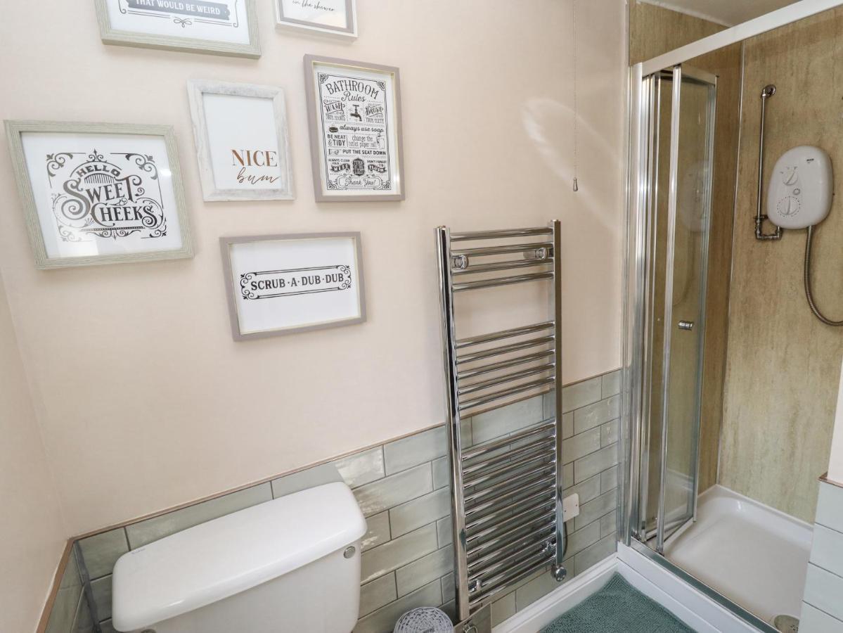 The Cottage 16 Northside Patrington Екстериор снимка